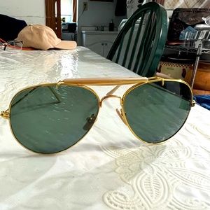RAYBAN AVIATORS GOOD CONDITION